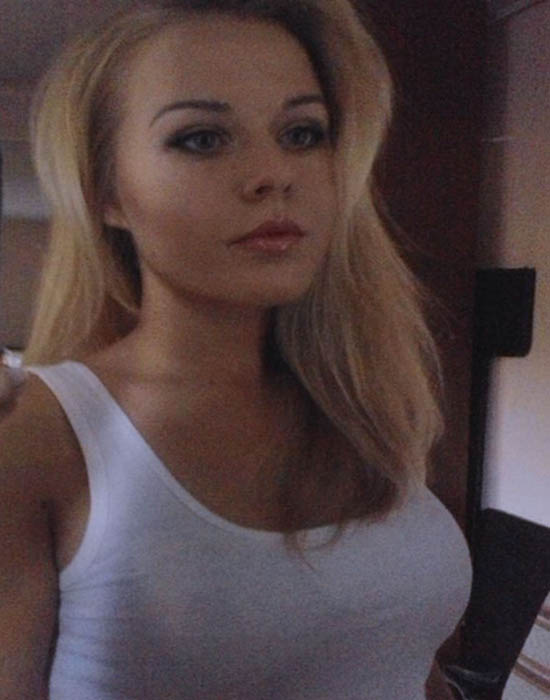 Sarah (25 ans, La Rochelle)