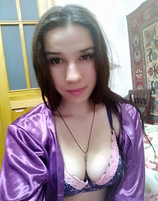 Mennie (26 ans, Vierzon)